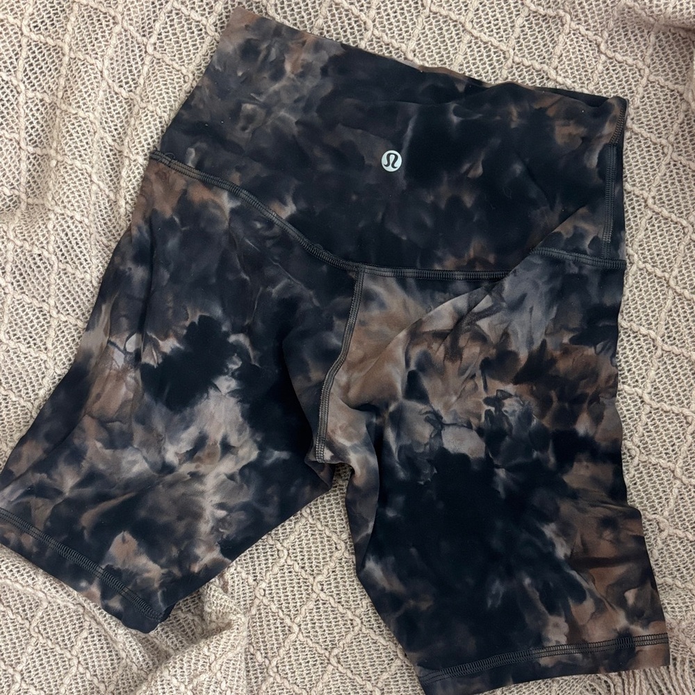 lululemon athletica Black and Brown Bike Shorts